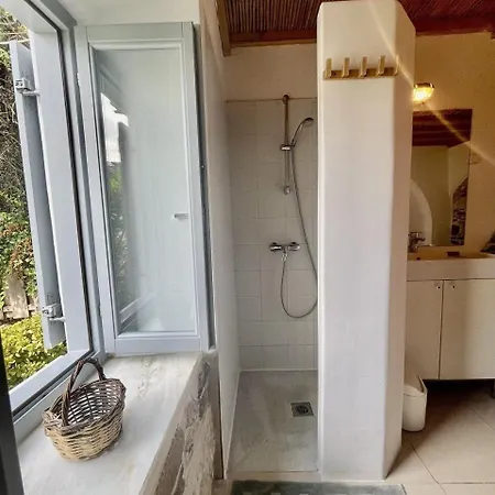 Kerylos , Au Coeur De Parikia, Avec Jardin * باروس